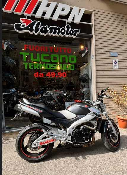 SUZUKI GSR 600 - immagine 2