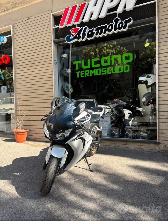 Honda CB 1000 R FIREBLADE - immagine 3